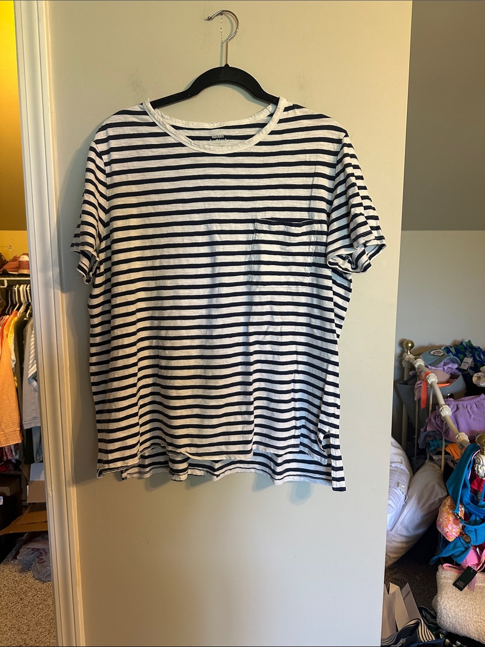 Old Navy XL boyfriend stripped tshirt